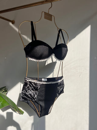 İnci detaylı bralet kadife takım